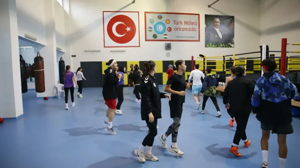 Kadın Boks Milli Takımı Avrupa Şampiyonası için Kastamonu'da: 12 Kategoride Hazırlık Devam Ediyor görseli