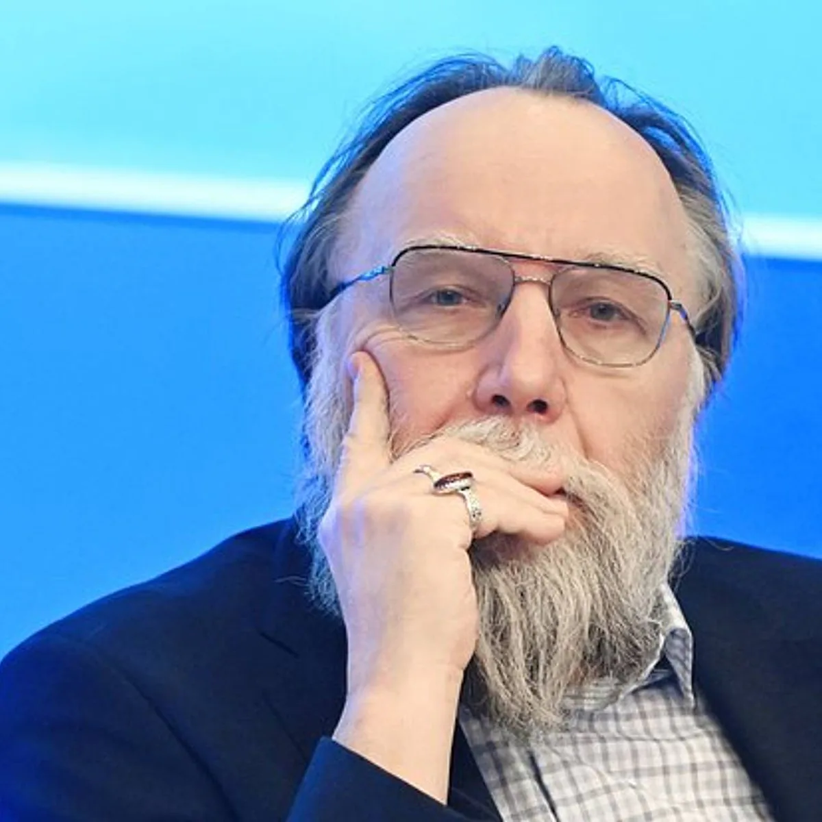 Aleksandr Dugin: 'Batı'yı Kurtaramayız, O Mahvoldu' – Çok Kutupsal Dünya İddiası Aleksandr Dugin: 'Batı'yı Kurtaramayız, O Mahvoldu' – Çok Kutupsal Dünya İddiası
