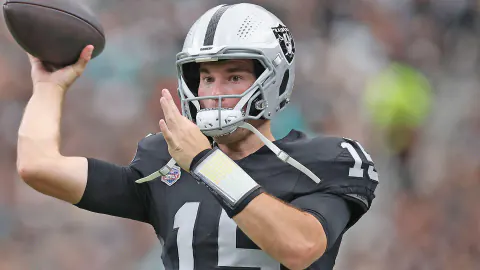Fernando Mendoza Raiders formasıyla NFL debutunu yaptı: 6/8, 48 yard