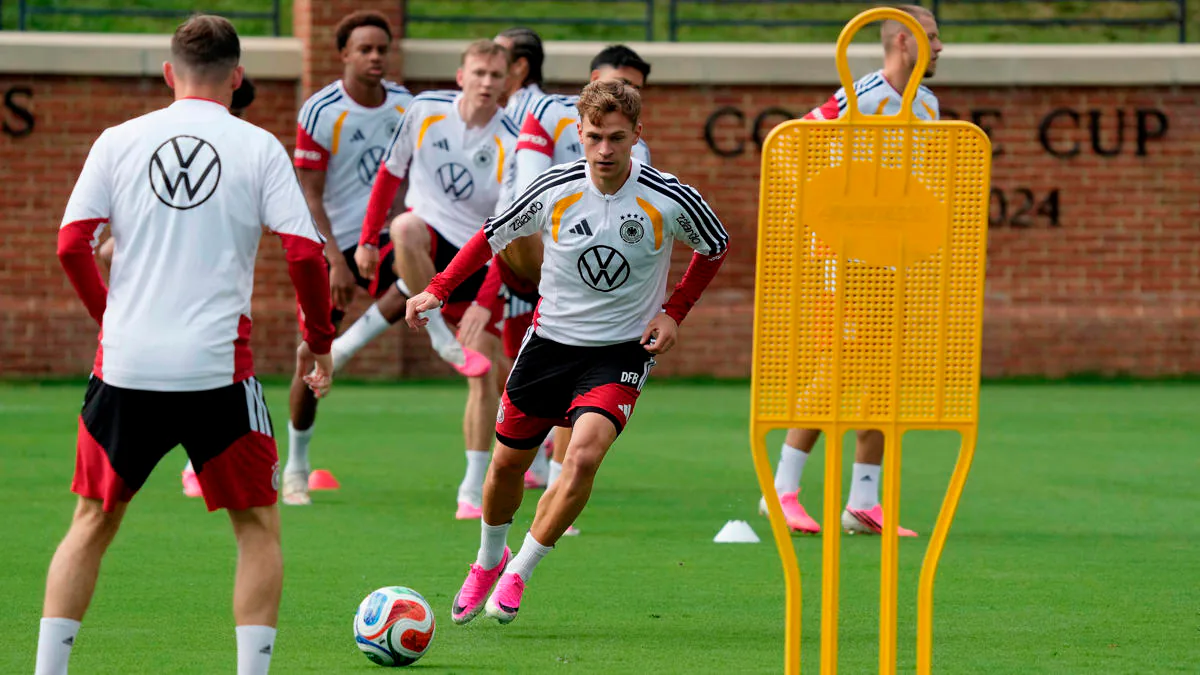 Almanya Milli Takımı kampında yılan paniği: Kimmich'ten korkutucu itiraf Almanya Milli Takımı kampında yılan paniği: Kimmich'ten korkutucu itiraf