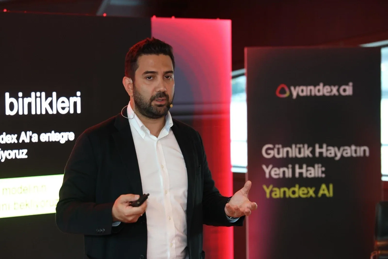 Yandex AI Türkiye'de Yeni Dönem: Yerel İş Birlikleri ve Eğitim Atakları Yandex AI Türkiye'de Yeni Dönem: Yerel İş Birlikleri ve Eğitim Atakları