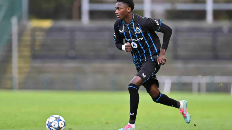 Barcelona'dan Genç Yetenek Hamlesi: Jesse Bisiwu Transferi Resmileşti görseli