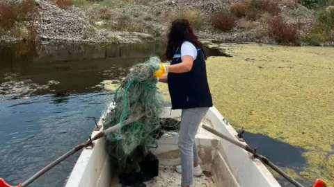 Kızılırmak'ta kaçak avcılık operasyonu: 300 metrelik ağa el konuldu