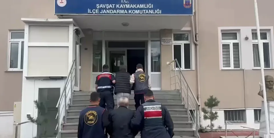 Artvin’de 30 Yıllık Cinayet Gizemi Çözüldü: Nigar Bilgin’in Kaatilleri Bulundu görseli