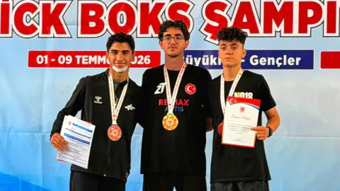 Çankırılı Kick Boksçu Kayra Gül Türkiye Üçüncülüğüyle Kürsüye Çıktı