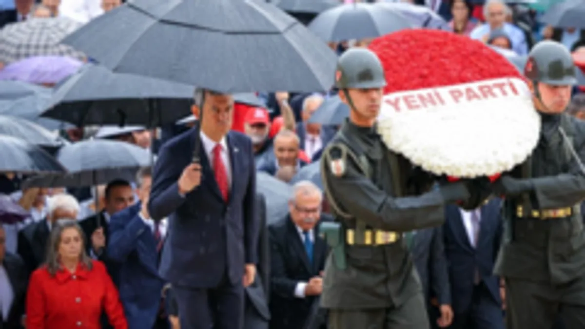 Yeni Parti'nin İlk MYK Kadrosu Belli Oldu: Özgür Özel'in 'A Takımı' Kuruldu Yeni Parti'nin İlk MYK Kadrosu Belli Oldu: Özgür Özel'in 'A Takımı' Kuruldu