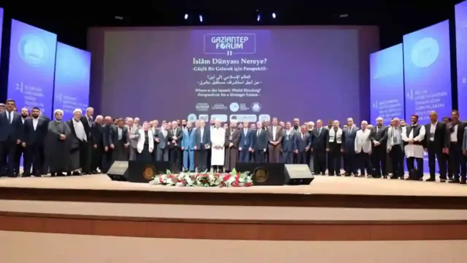 Gaziantep Forum III İBTSÜ Ev Sahipliğinde Açıldı: Dünyadan Alimler Buluştu görseli