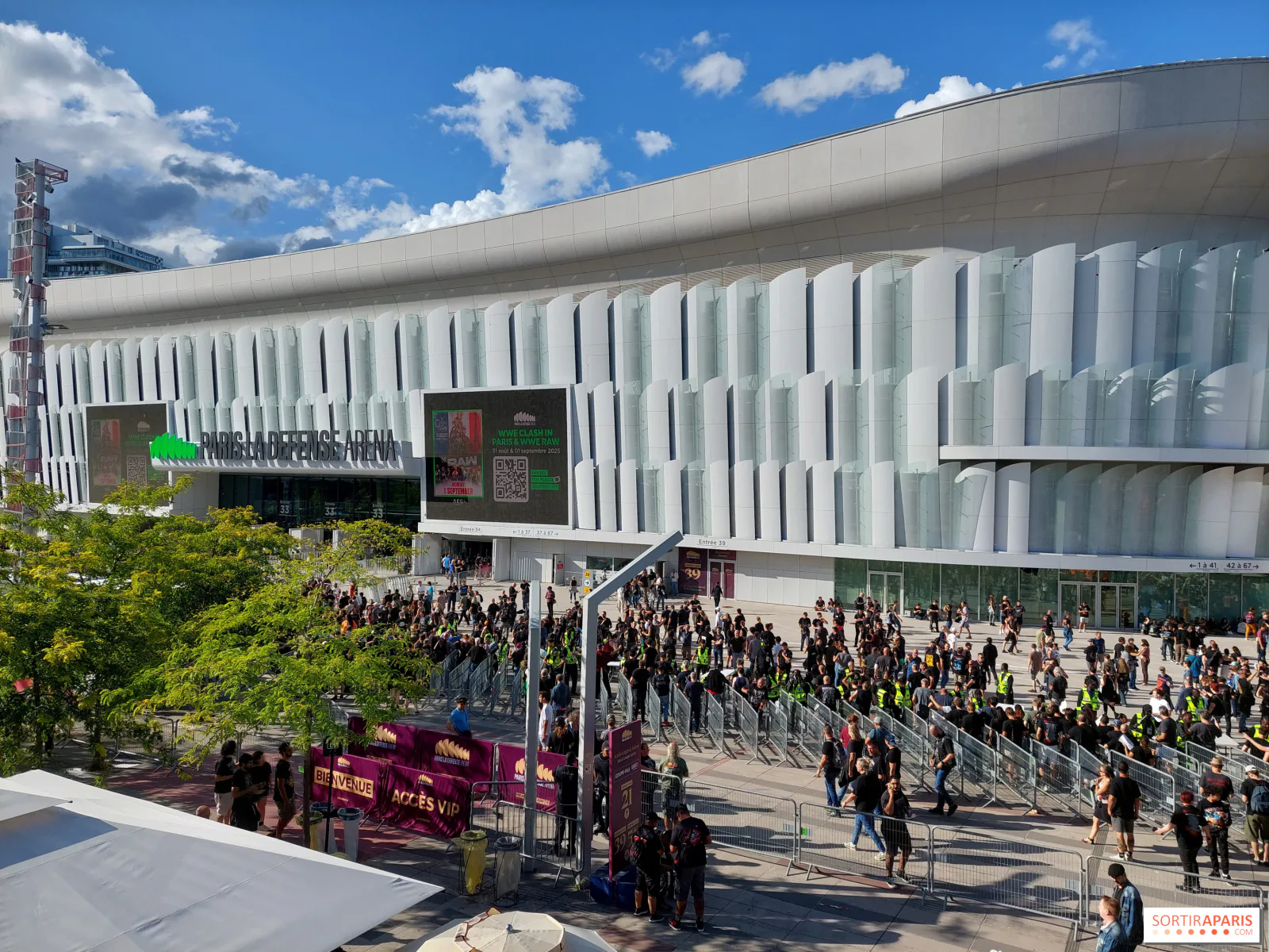 Blink-182 Paris'e Dönüyor: 2027 Haziran'ında La Défense Arena'da Blink-182 Paris'e Dönüyor: 2027 Haziran'ında La Défense Arena'da