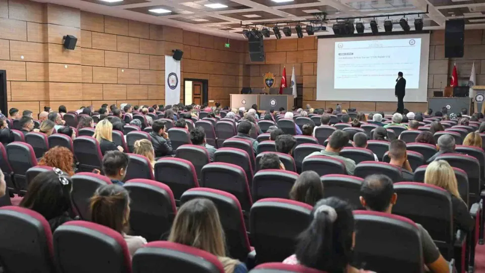 Uşak'ta 206 okul bahçe görevlisine güvenlik ve acil durum eğitimi verildi görseli