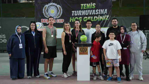 Gaziantep'te Amatör Tenis İçin Dev Organizasyon: Beşler Cup 2025 Başladı