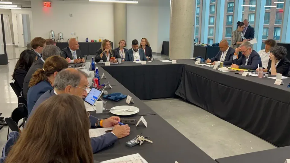 İzmir Büyükşehir ABD'de uluslararası diplomasi mesaisi başlattı: Gıda ve iklim gündemde görseli