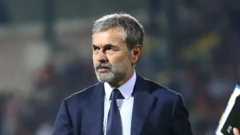 Fenerbahçe'de Teknik Direktör Düğümü Çözülüyor: Aykut Kocaman İçin Kritik Tarih