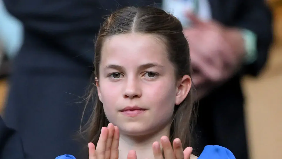 Prenses Charlotte'tan Annesine Zarif Jest: Yeni Saç Modası Dikkat Çekti görseli