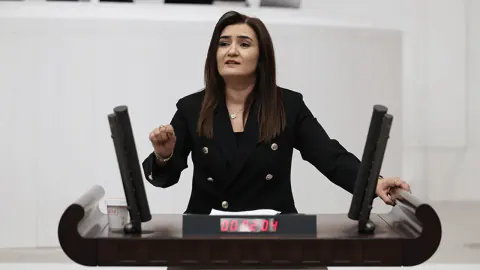 CHP İzmir'de İstifa Dalgası: Sevda Erdan Kılıç'ten Sert Tepki