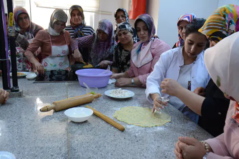 Konya'da Glutensiz Etliekmek ve Lahmacun Devrimi: Çölyak Hastalarına Müjde