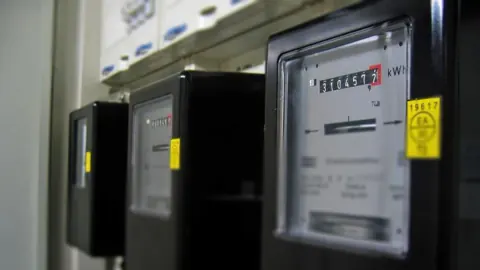 Avrupa'da Enerji Krizi Alarmı: Almanya'da 'Blackout' Korkusu ve Artan Maliyetler