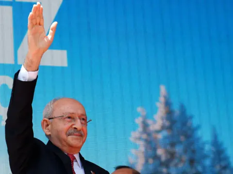 CHP'de Atama Krizi: 21 İl Başkanlığı Kadrosu Neden Boş Kaldı?
