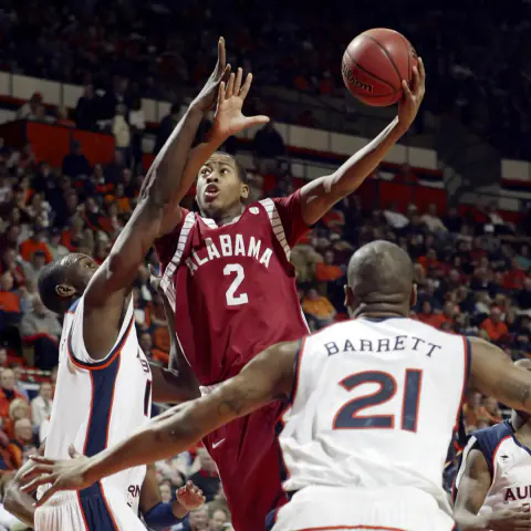 Eski Alabama Basketbolcusu Mikhail Torrance Hayatını Kaybetti