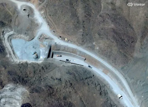 Trump'tan İran'ın nükleer dağı için 'küçük iş' tehdidi: Pickaxe Mountain hedefte