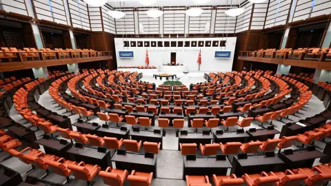 12. Yargı Paketi ile Adliyelerde Yeni Dönem: Duruşma Süreleri ve Bilirkişi Sistemi Değişiyor