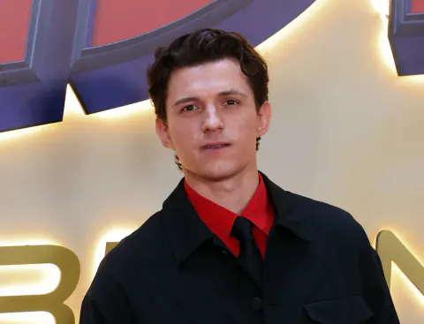 Tom Holland'dan Şaşırtan Öneri: Yeni Spider-Man Adayı Owen Cooper