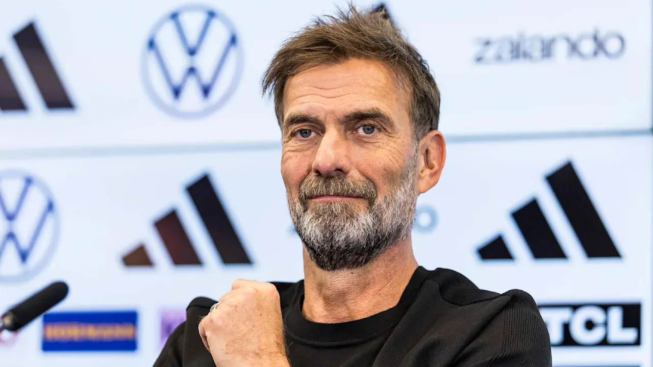 Red Bull'da Yeni Dönem: Jürgen Klopp'un Yerine Roger Schmidt Geliyor Red Bull'da Yeni Dönem: Jürgen Klopp'un Yerine Roger Schmidt Geliyor