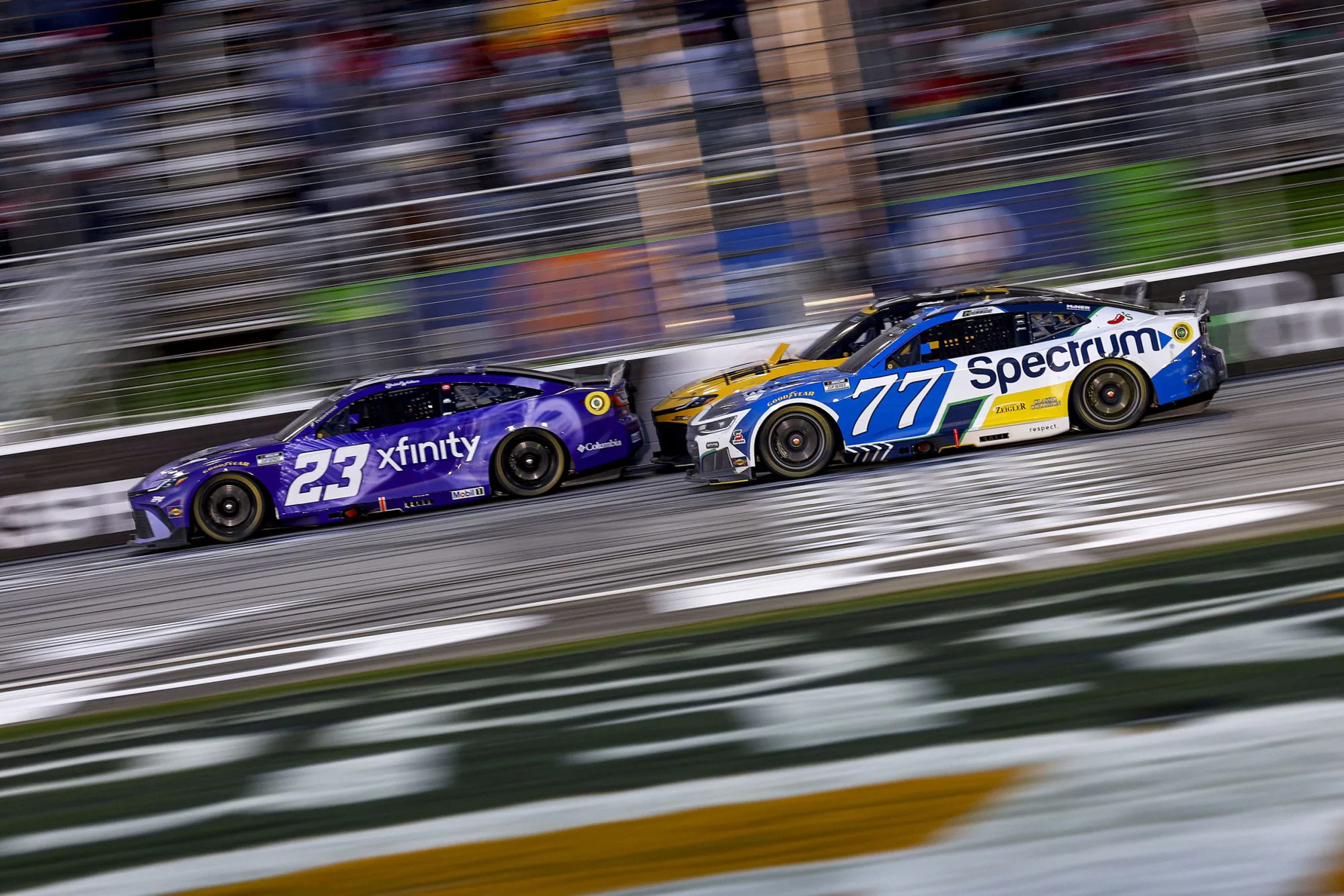 Bubba Wallace EchoPark Speedway'de Kritik Hata: Final Turunda Ceza Aldı Bubba Wallace EchoPark Speedway'de Kritik Hata: Final Turunda Ceza Aldı