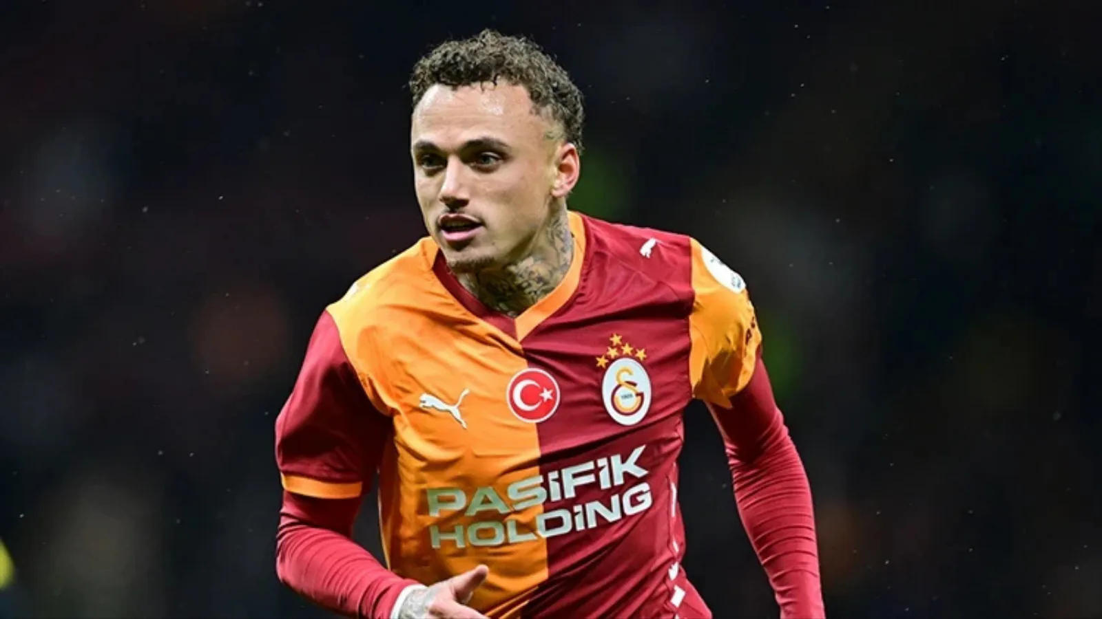Fiorentina'dan Noa Lang Hamlesi: Napoli'nin Bonservis Şartı Belli Oldu Fiorentina'dan Noa Lang Hamlesi: Napoli'nin Bonservis Şartı Belli Oldu