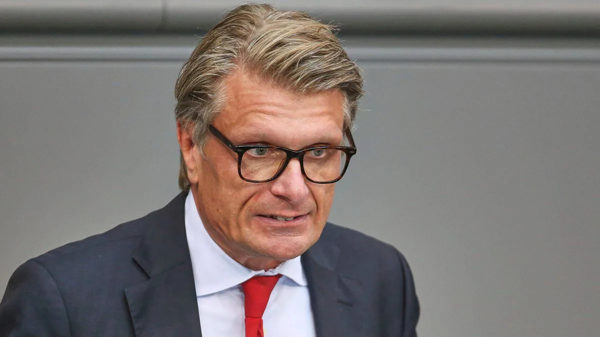 CDU Milletvekili Thomas Bareiß Hakkında Şok Gelişme: Sentez Madde Şüphesi CDU Milletvekili Thomas Bareiß Hakkında Şok Gelişme: Sentez Madde Şüphesi