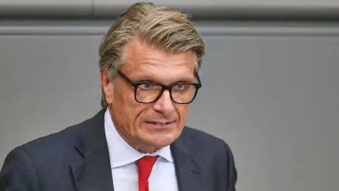 CDU Milletvekili Thomas Bareiß Hakkında Şok Gelişme: Sentez Madde Şüphesi