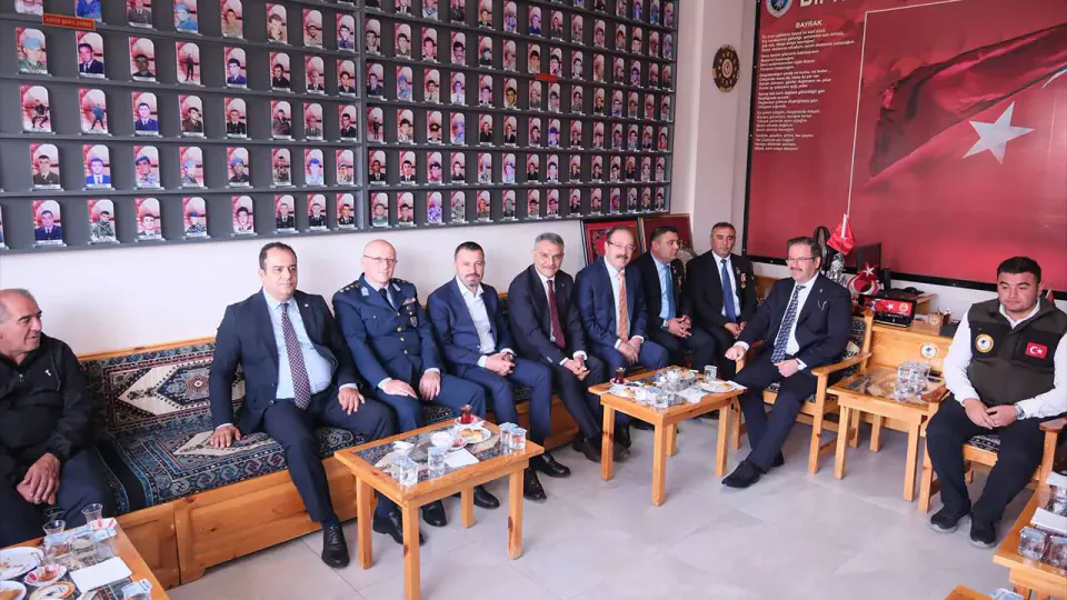 Yozgat'ta 19 Eylül Gaziler Günü Törenleri: Vali Özkan Gazilerle Buluştu görseli