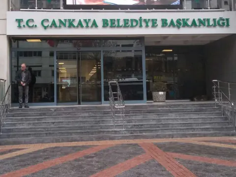 Çankaya Belediyesi'ne Şafak Operasyonu: Çok Sayıda Gözaltı