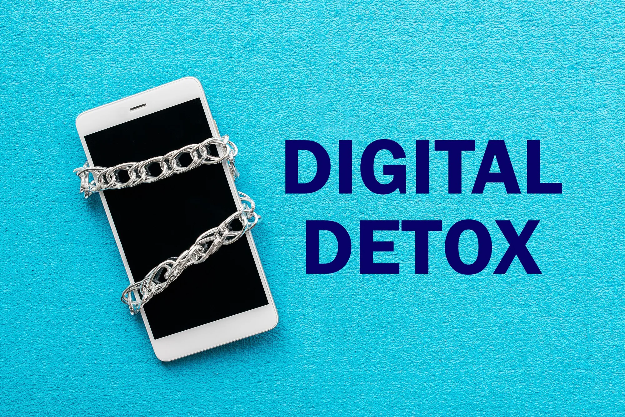 Dumb Co'dan Dijital Detoks Hamlesi: iPhone'u Bırakıp Kapaklı Telefona Geçiş Dumb Co'dan Dijital Detoks Hamlesi: iPhone'u Bırakıp Kapaklı Telefona Geçiş