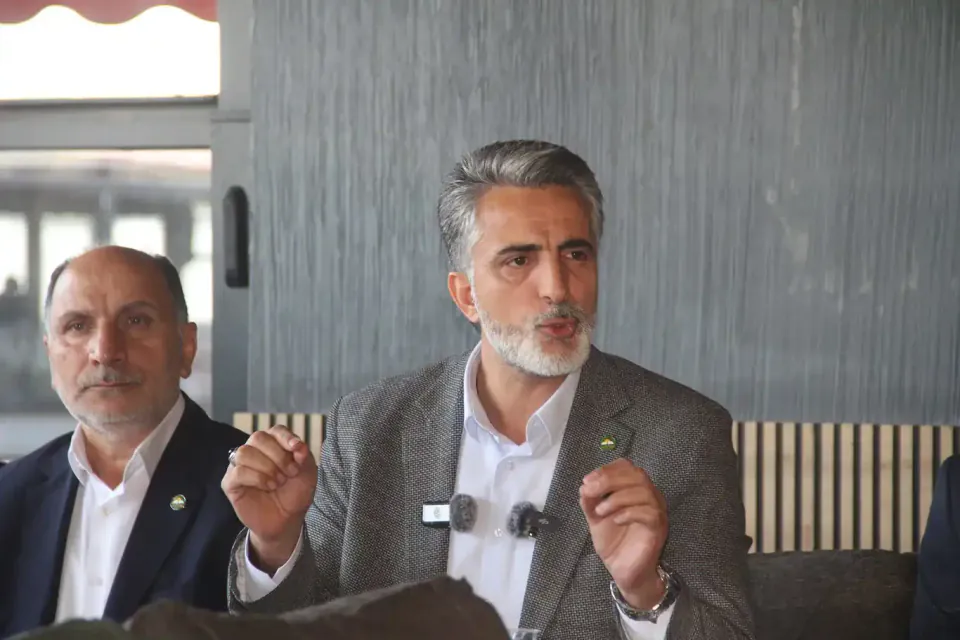 HÜDA PAR'lı Emiroğlu'ndan Bingöl Belediyesi'ne Sert Eleştiri: 41 Projeden Sadece 1'i Yapıldı görseli