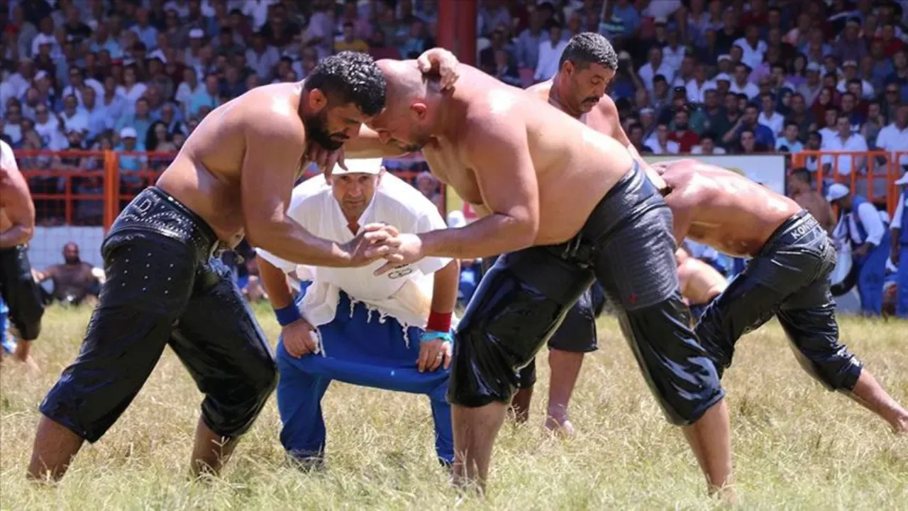 665. Tarihi Kırkpınar Yağlı Güreşleri Hangi Kanalda? Altın Kemer Yarışı Başladı 665. Tarihi Kırkpınar Yağlı Güreşleri Hangi Kanalda? Altın Kemer Yarışı Başladı