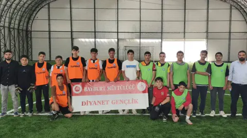 Bayburt'ta Kur'an Kursu Öğrencileri İçin Futbol Turnuvası Başladı