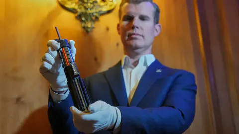 Star Wars Tarihinde Rekor: Darth Vader'ın Işın Kılıcı 3.65 Milyon Dolara Satıldı