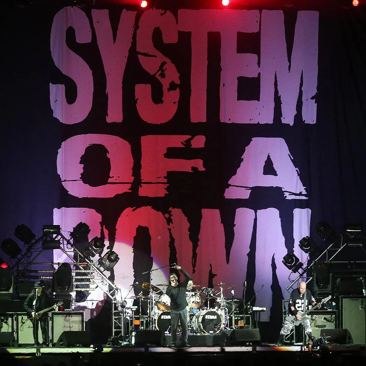 Düsseldorf Open Air Park Kapılarını Açtı: System of a Down ile Dev Açılış Düsseldorf Open Air Park Kapılarını Açtı: System of a Down ile Dev Açılış