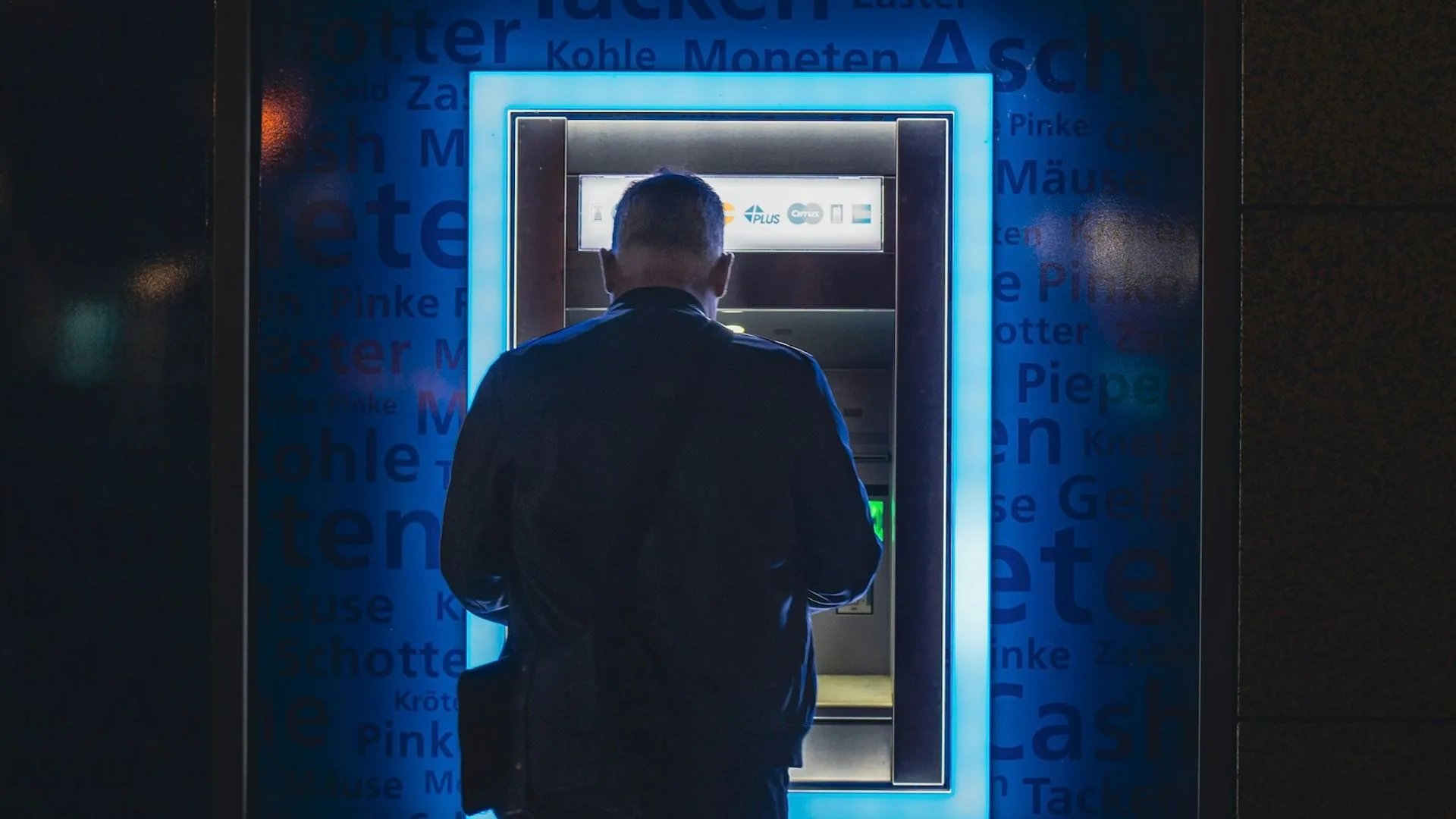 Stablecoin vs Banka Hesabı: 200 Mld $ Piyasada Yeni Para Merkezi
