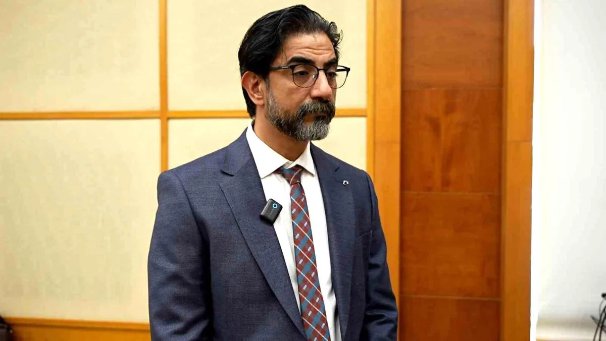 Sosyal Medyada 'İkkimel' Akımı: Rap Kültürü ve Beden Algısı Arasındaki Tehlikeli Çizgi Sosyal Medyada 'İkkimel' Akımı: Rap Kültürü ve Beden Algısı Arasındaki Tehlikeli Çizgi