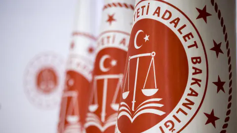 Adalet Bakanlığı'ndan aile ve çocuk koruma genelgesi: 81 ildeki 175 savcılığa yazı