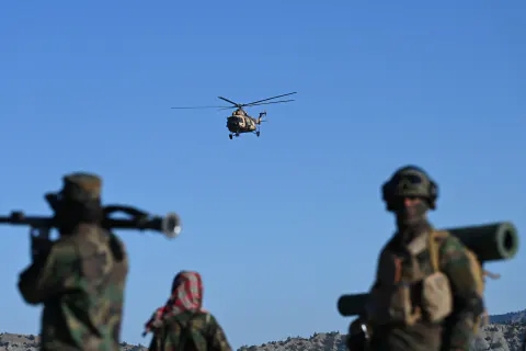 Afganistan'da Pakistan Hava Saldırıları: 38 Sivil Hayatını Kaybetti