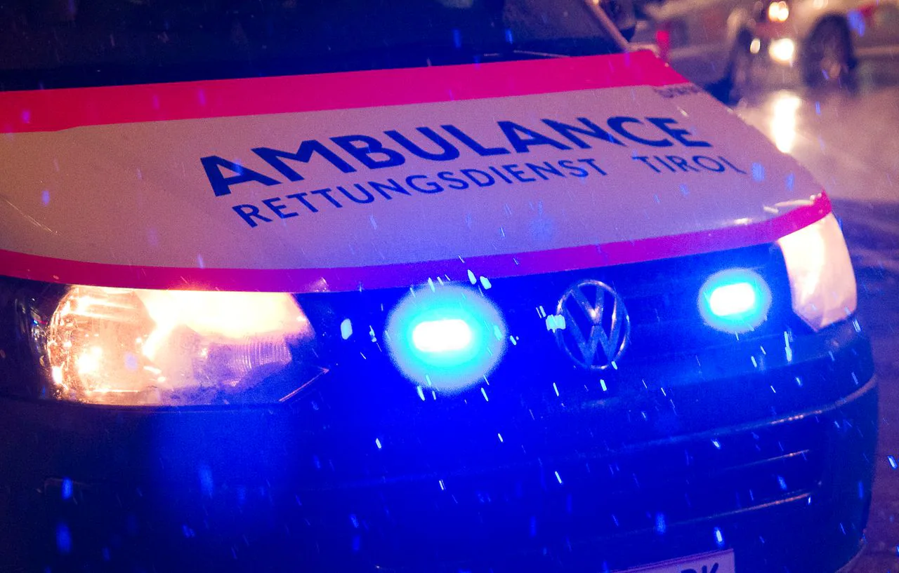 Avusturya'da Alkollü Bisiklet Kazası: 29 Yaşındaki Adam Hastaneye Kaldırıldı Avusturya'da Alkollü Bisiklet Kazası: 29 Yaşındaki Adam Hastaneye Kaldırıldı