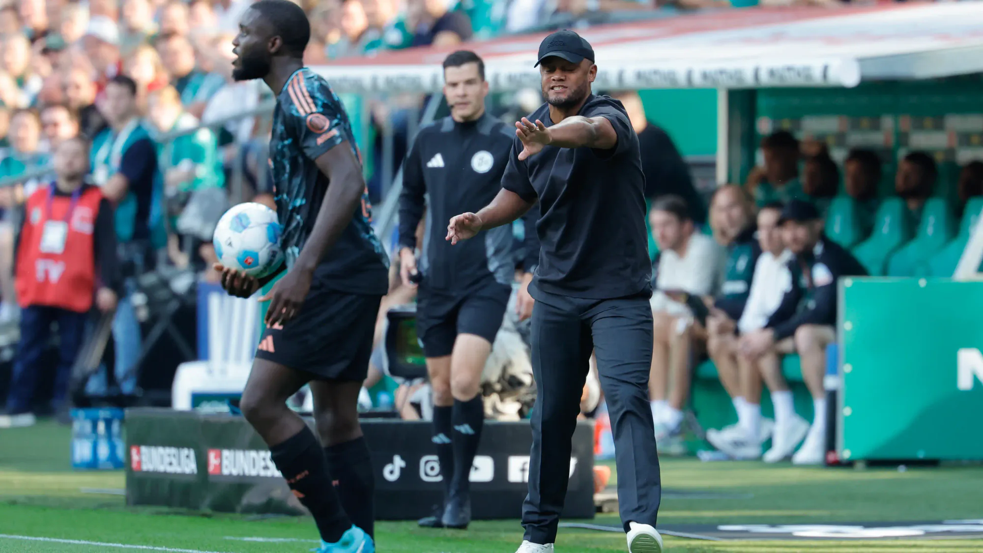 Spor Dünyasında İki Farklı Upamecano: Transfer ve Gazi Koşusu Spor Dünyasında İki Farklı Upamecano: Transfer ve Gazi Koşusu