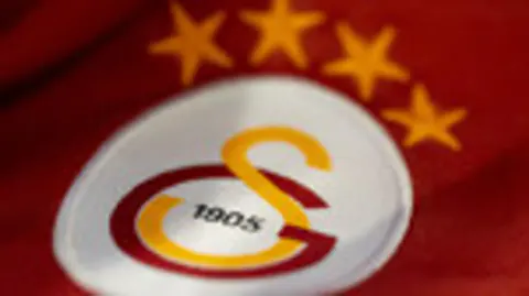 Galatasaray'da Gabriel Sara Bilmecesi: Ayrılık İddiaları ve Transfer Gündemi