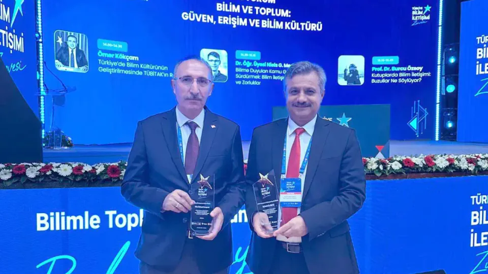 Siirt Üniversitesi TÜBİTAK ödülünde Türkiye üçüncüsü: Kekemelikli çocuklara umut veren proje ödüllendi görseli