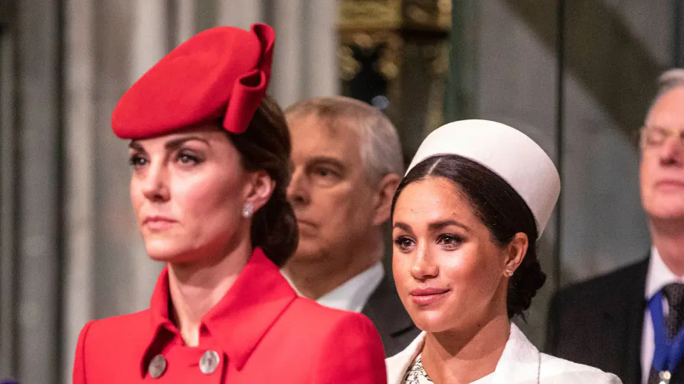 Meghan Markle'in Kate Middleton'a 'Kaba' Yorumu Ağlatmış: Yeni Raporda 2018 İddiaları görseli