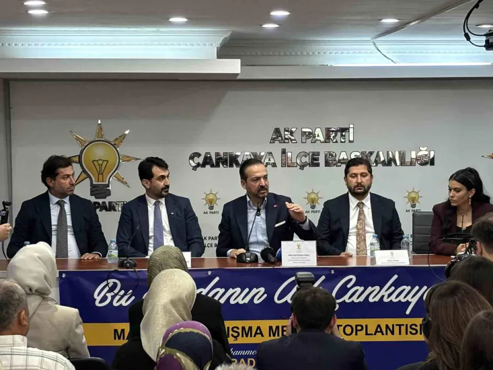 AK Parti'den Küresel Sistem Analizi: Kürşad Zorlu'dan 'Dünya Beşten Büyüktür' Vurgusu görseli