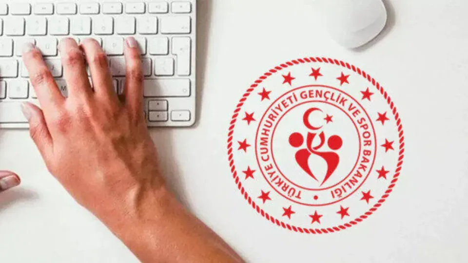 Adana'da Gençlik ve Spor Yatırımı: Tufanbeyli ve Sarıçam İçin İhale Açıldı görseli