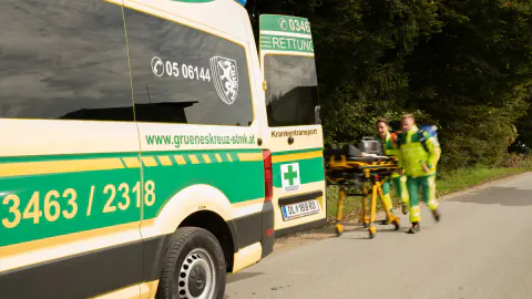 Avusturya'da Binicilik Kazası: 12 Yaşındaki Çocuk Yaralandı
